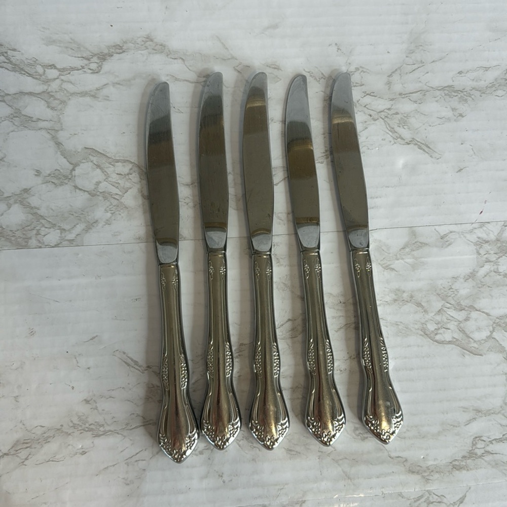 Oneida Ltd Mansfield Amadeus Wm A Rogers Deluxe Stainless Dinner Knives-Set of 5